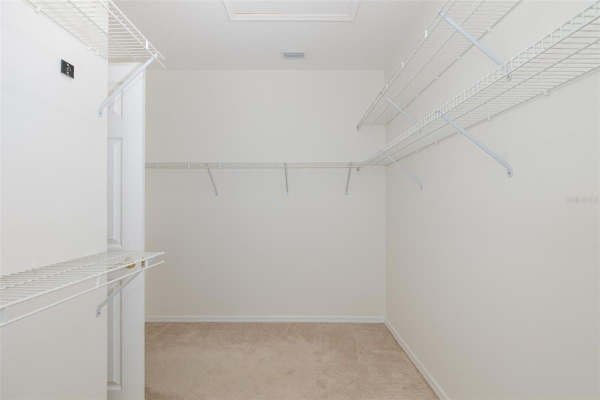 18822 MAJESTIC OAK COURT — photo 30 of 69