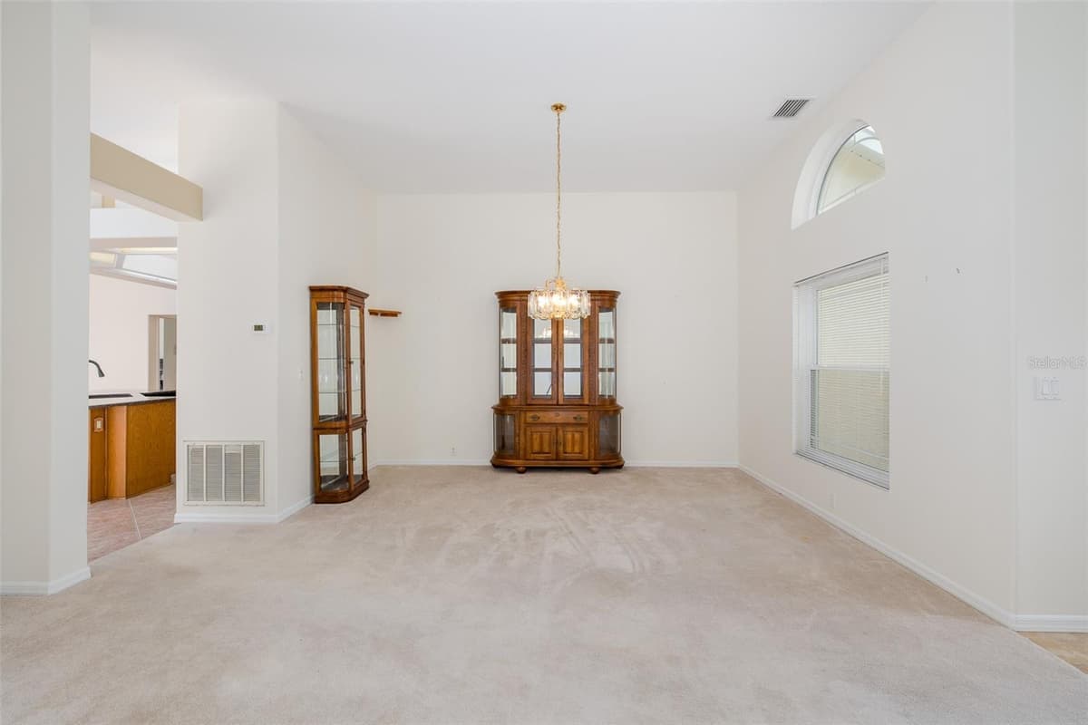 18822 MAJESTIC OAK COURT — photo 19 of 69