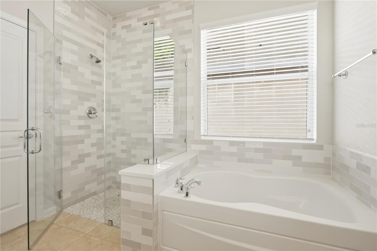13231 ROXBORO ROAD — photo 18 of 42