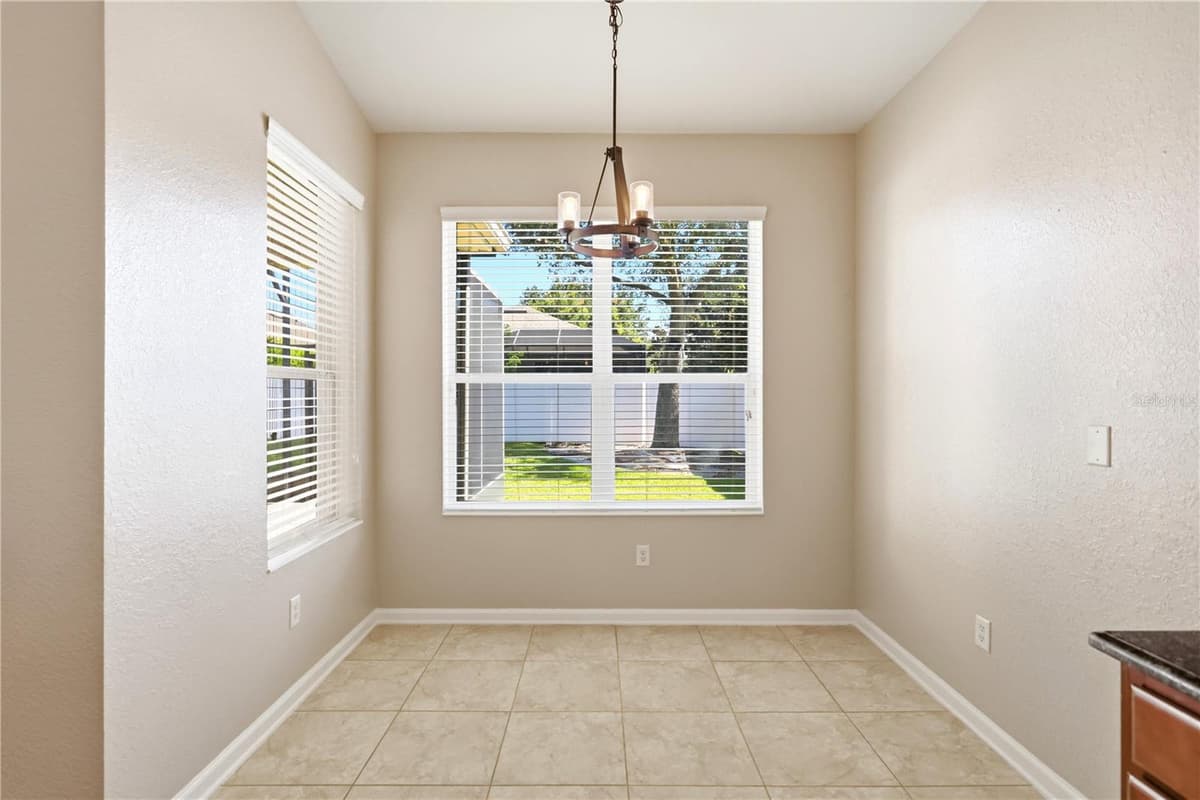 13231 ROXBORO ROAD — photo 14 of 42