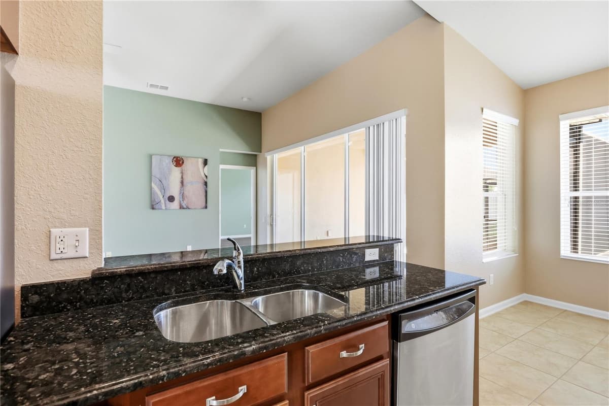 13231 ROXBORO ROAD — photo 12 of 42