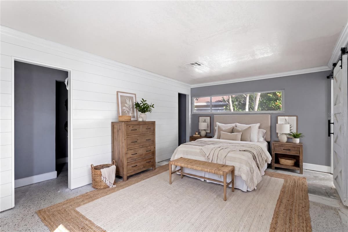 10038 YACHT CLUB DRIVE — photo 17 of 39