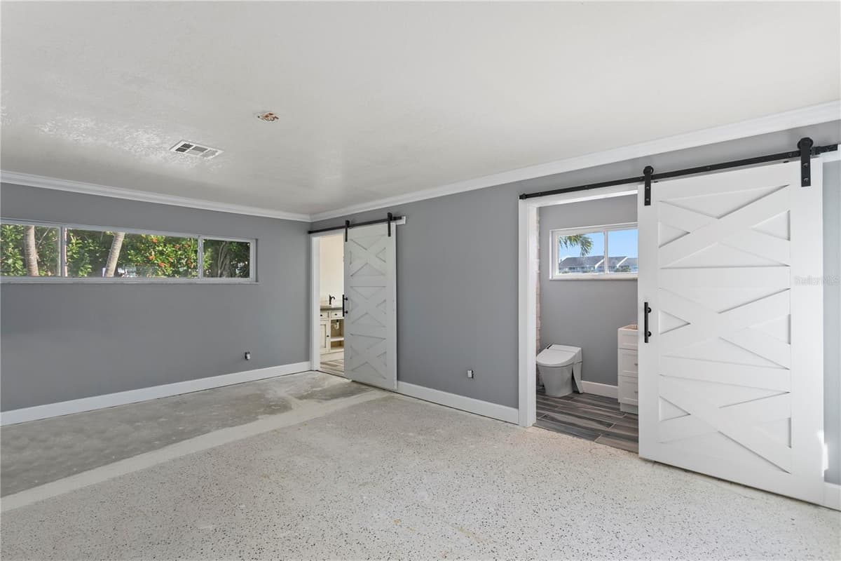 10038 YACHT CLUB DRIVE — photo 18 of 39