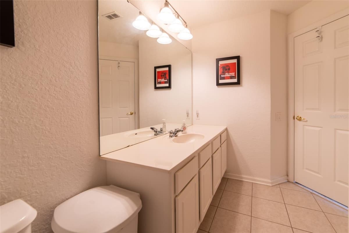 974 ENCLAIR STREET — photo 13 of 49