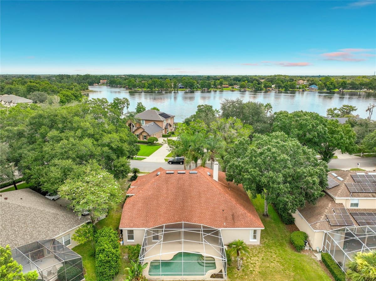 635 LONG LAKE DRIVE — photo 88 of 100