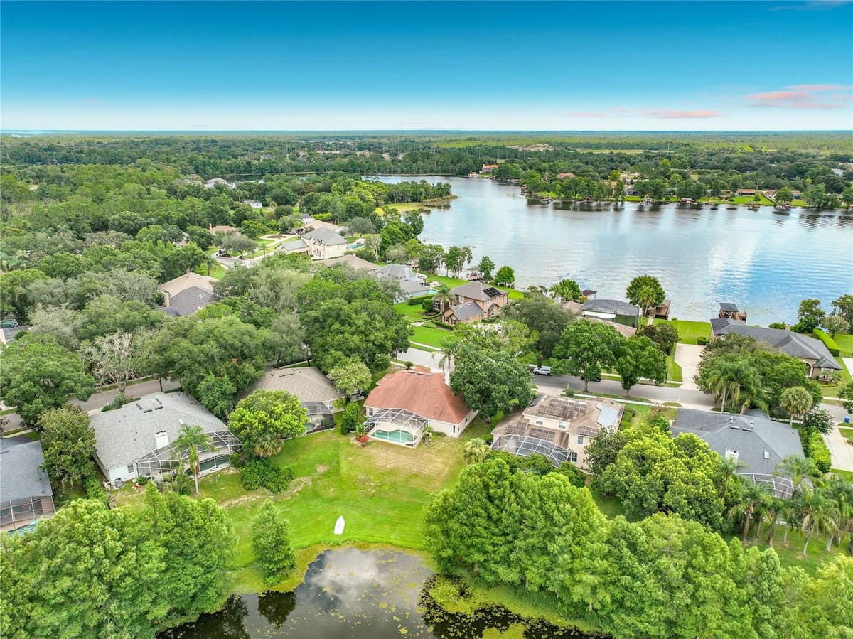 635 LONG LAKE DRIVE — photo 96 of 100
