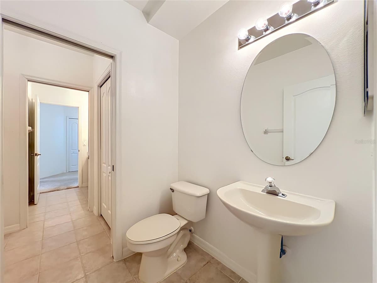 635 LONG LAKE DRIVE — photo 58 of 100