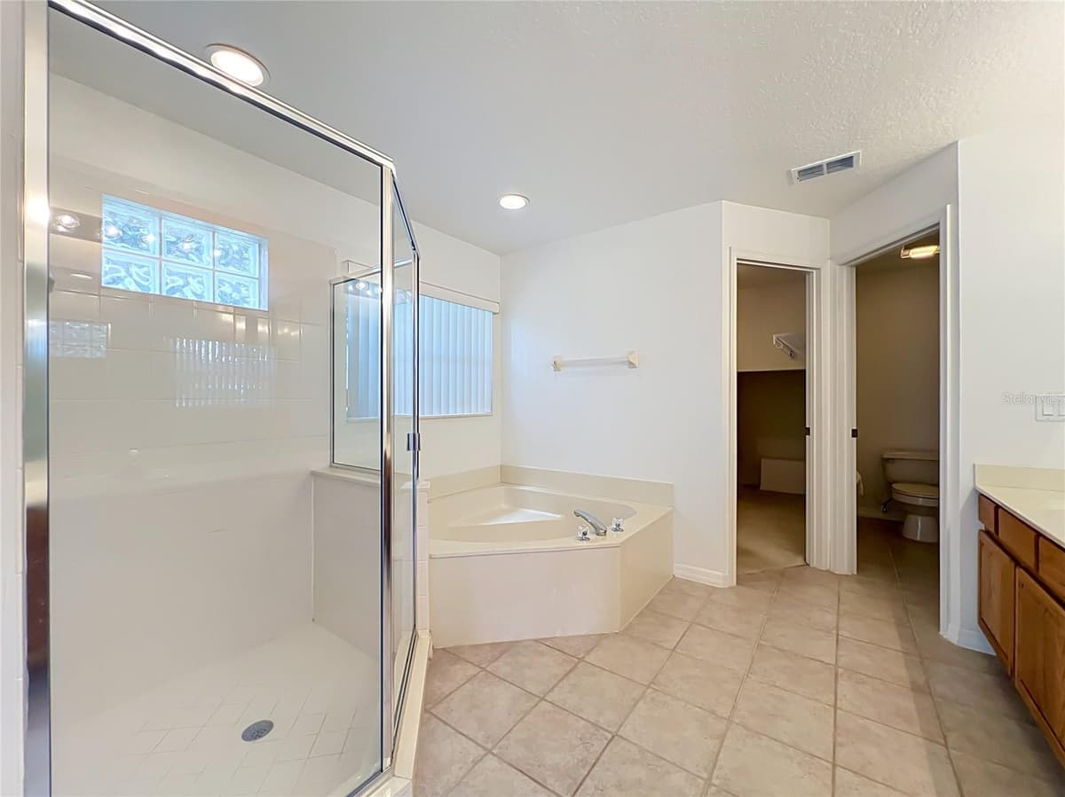 635 LONG LAKE DRIVE — photo 40 of 100
