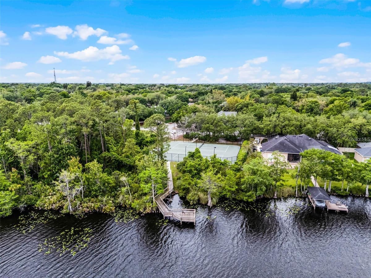 635 LONG LAKE DRIVE — photo 98 of 100