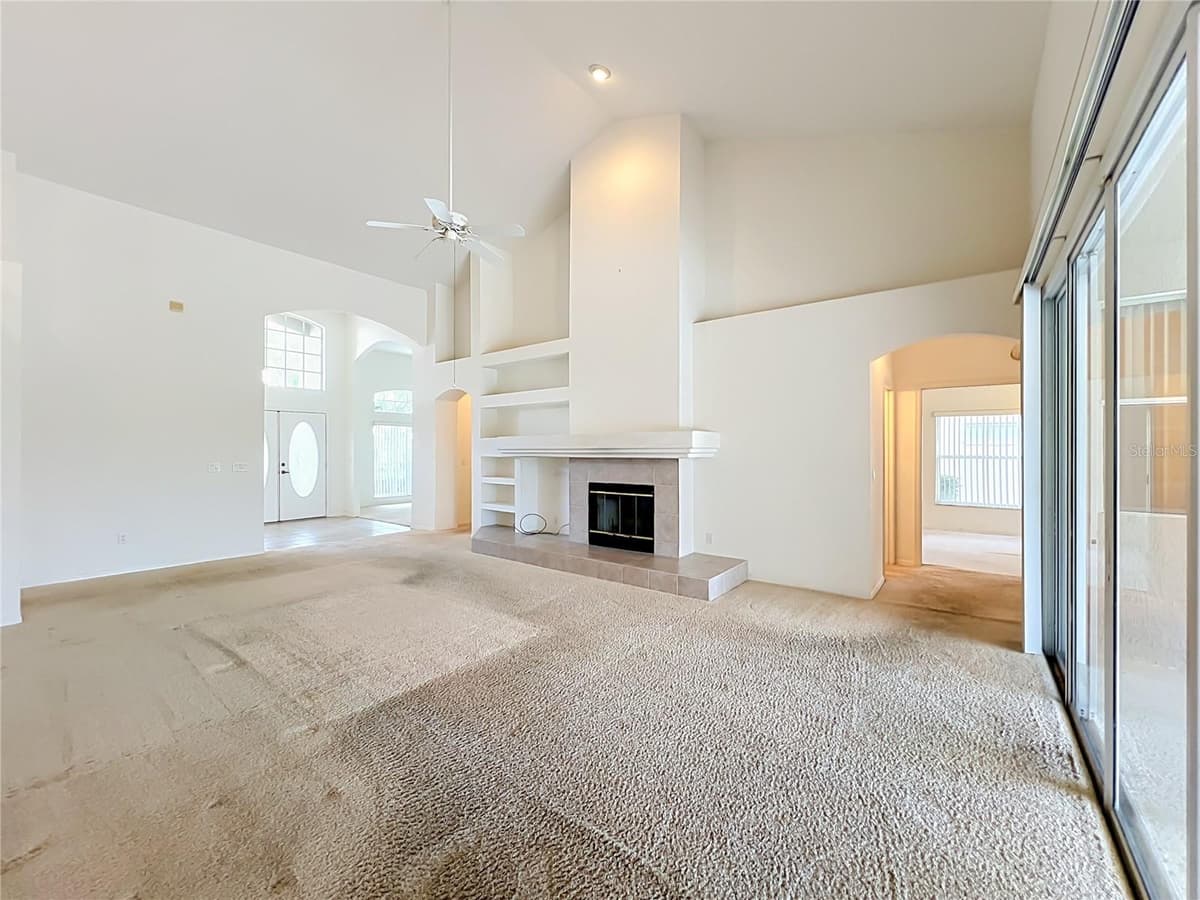 635 LONG LAKE DRIVE — photo 19 of 100