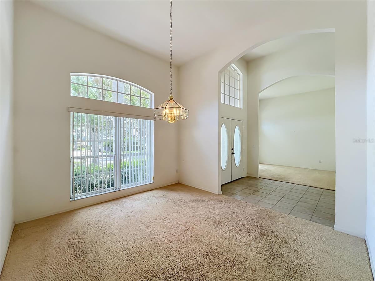 635 LONG LAKE DRIVE — photo 12 of 100