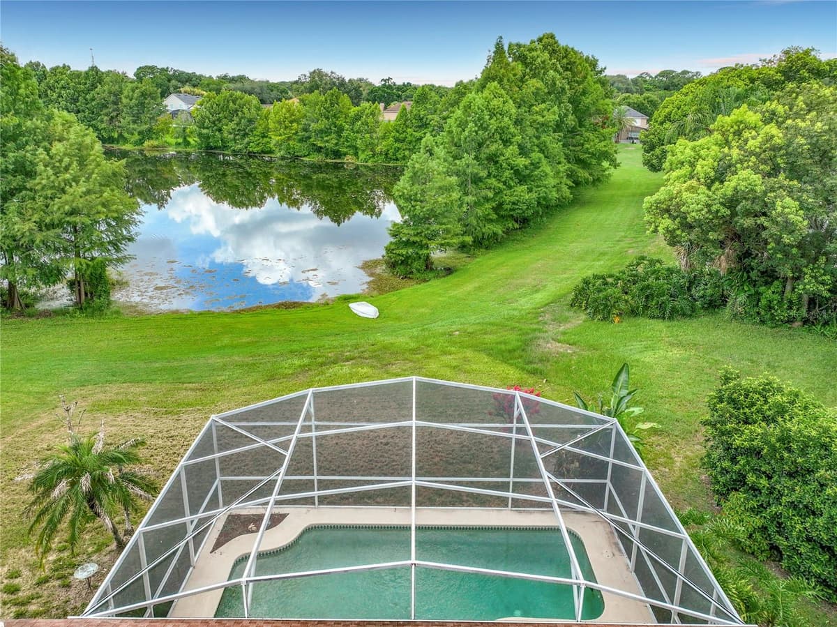 635 LONG LAKE DRIVE — photo 83 of 100