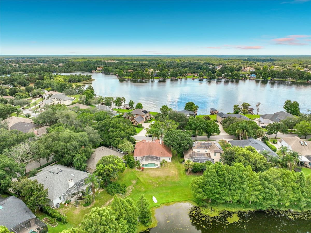635 LONG LAKE DRIVE — photo 95 of 100