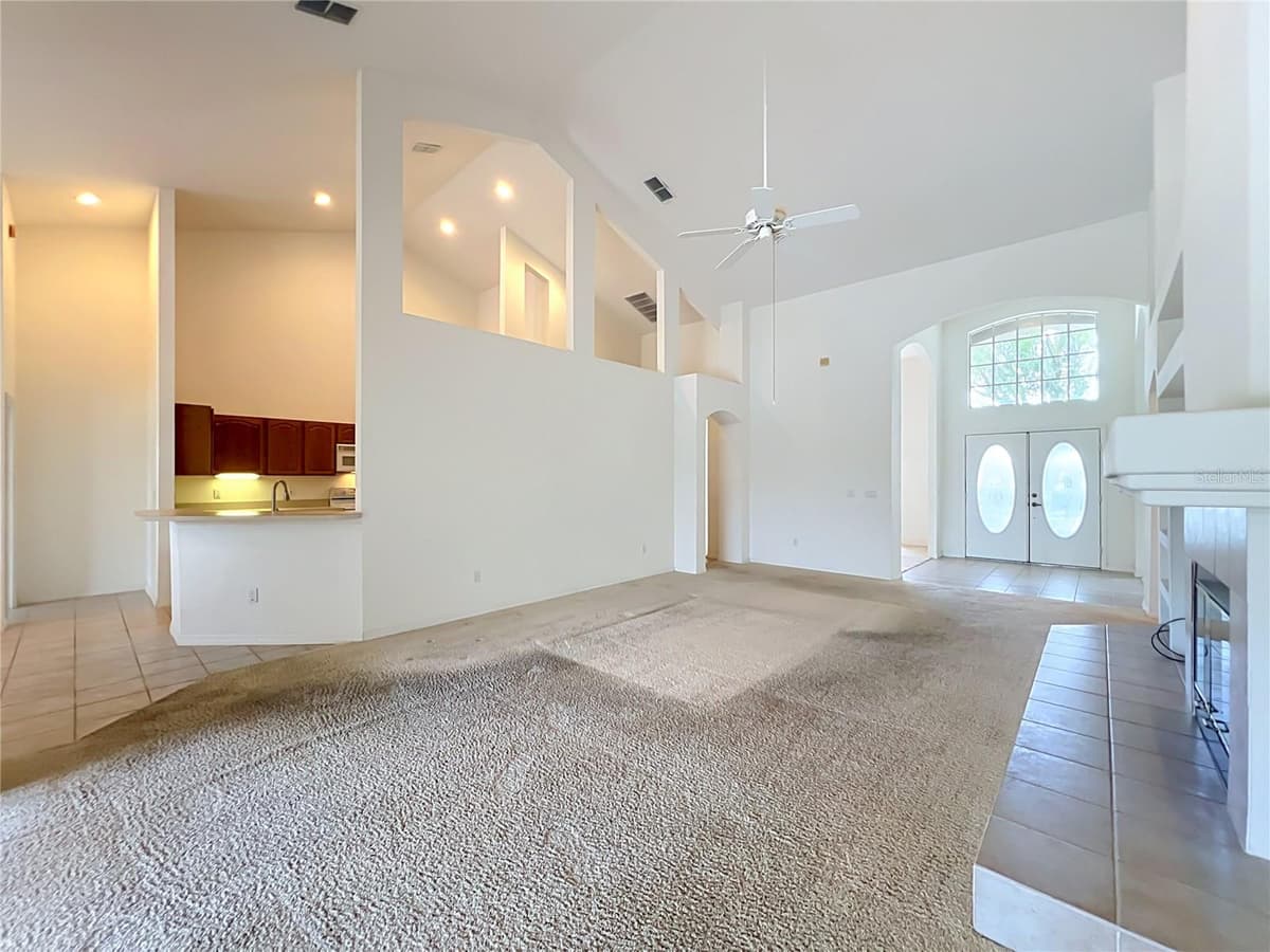 635 LONG LAKE DRIVE — photo 21 of 100