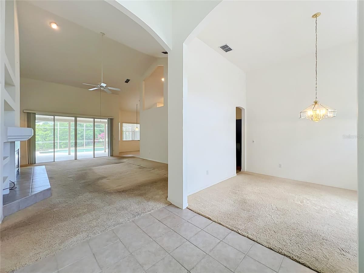 635 LONG LAKE DRIVE — photo 15 of 100