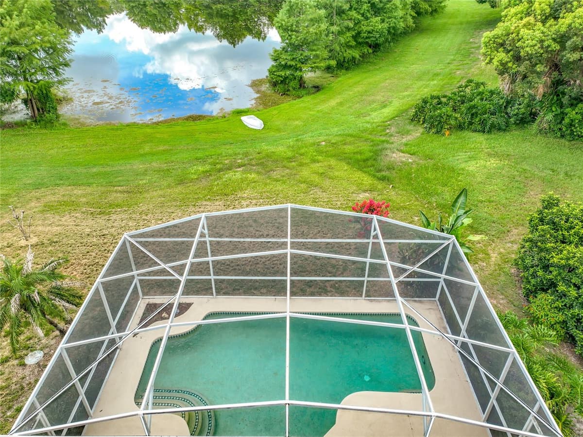 635 LONG LAKE DRIVE — photo 82 of 100