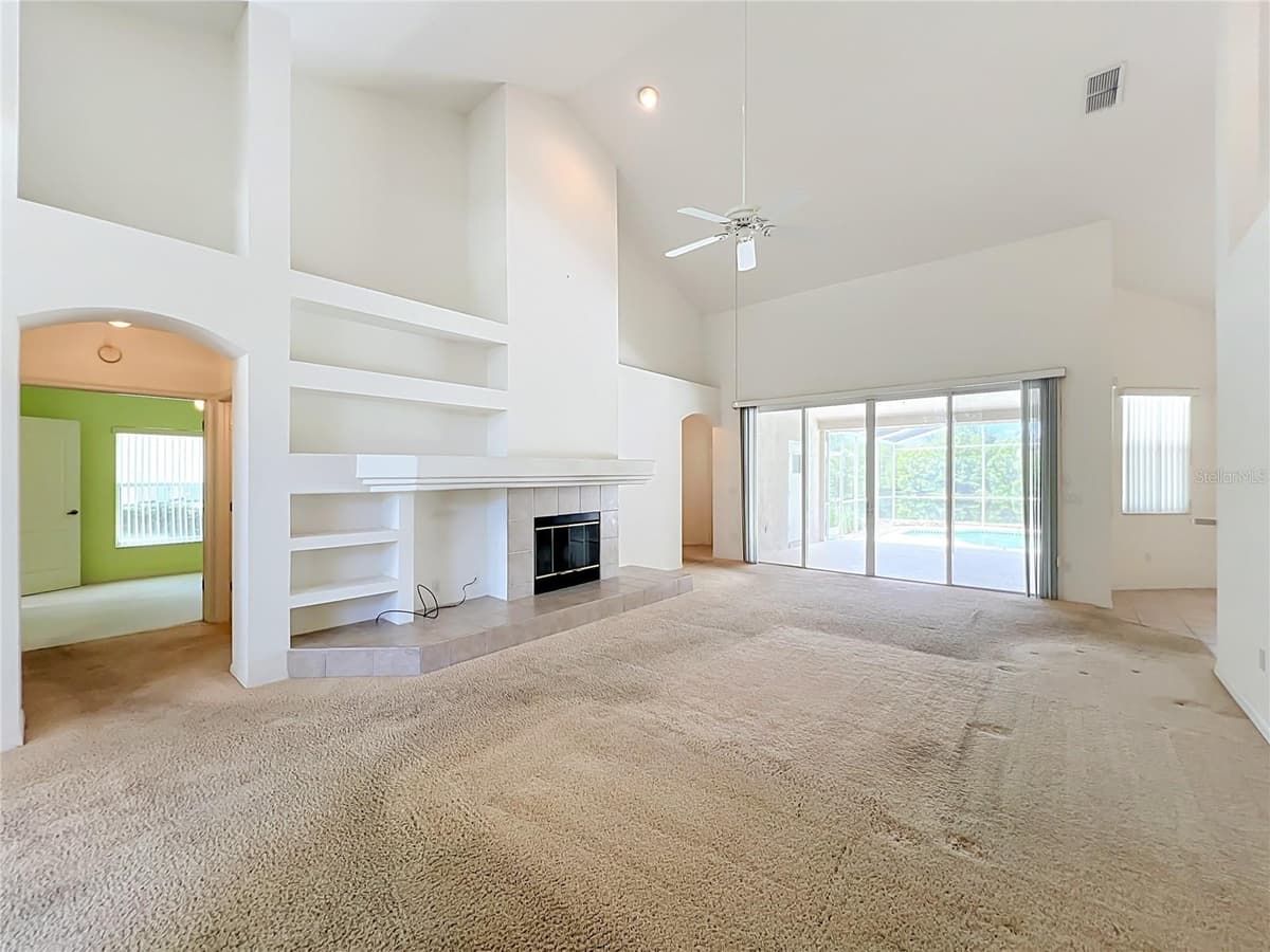 635 LONG LAKE DRIVE — photo 17 of 100