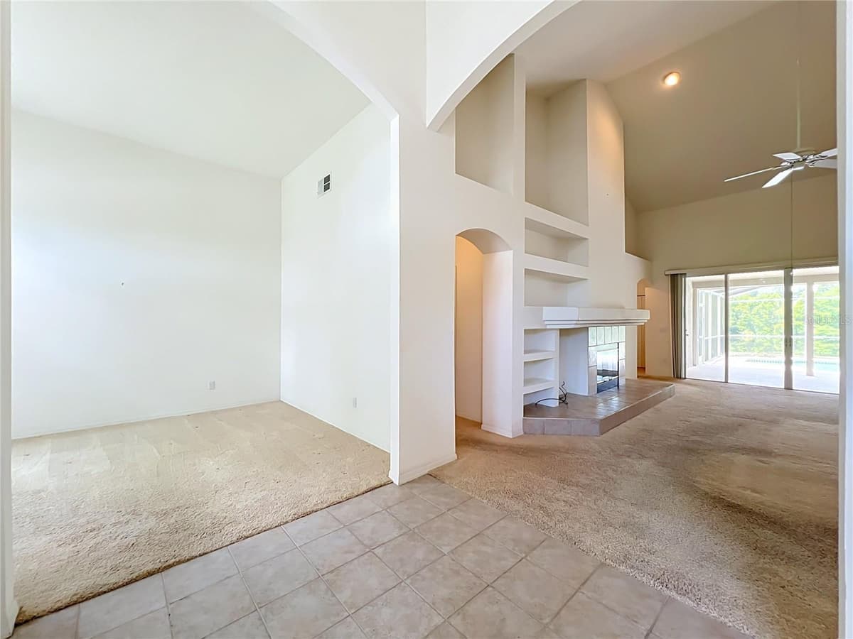 635 LONG LAKE DRIVE — photo 16 of 100