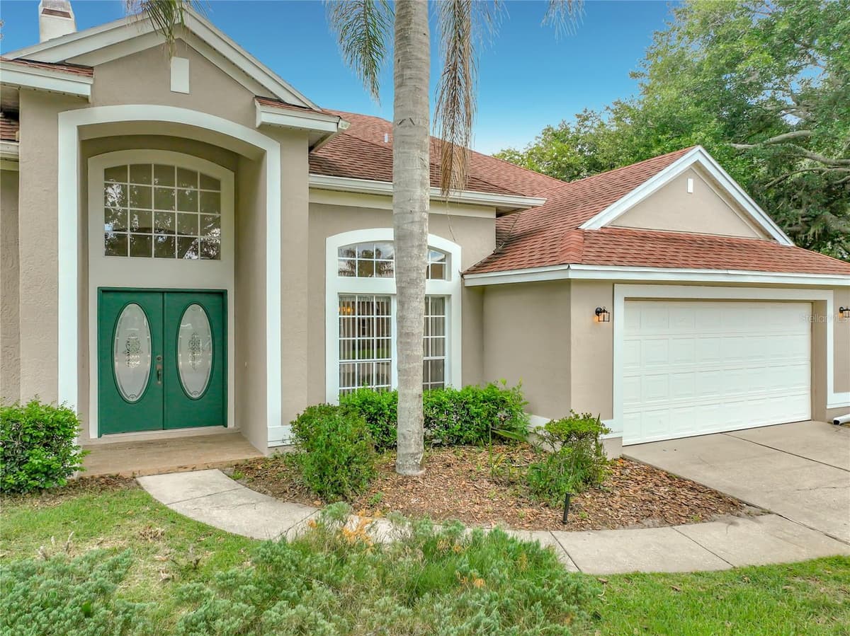 635 LONG LAKE DRIVE — photo 4 of 100