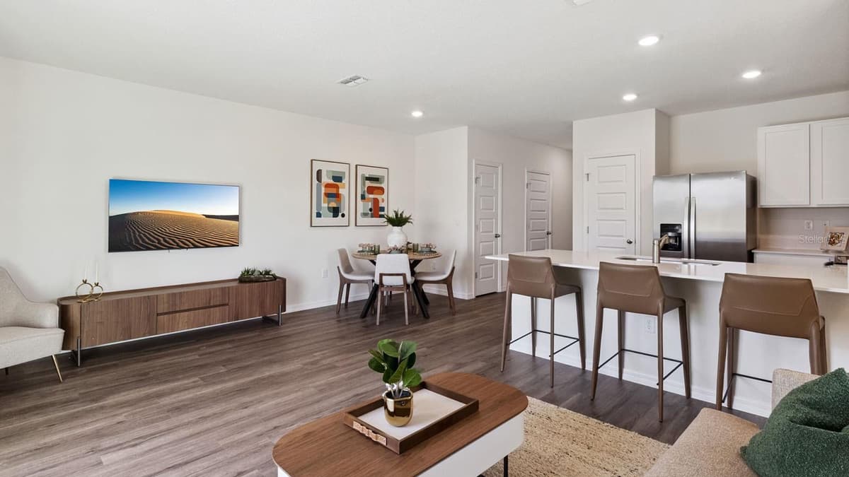 924 BUTTERSCOTCH CIRCLE — photo 14 of 30