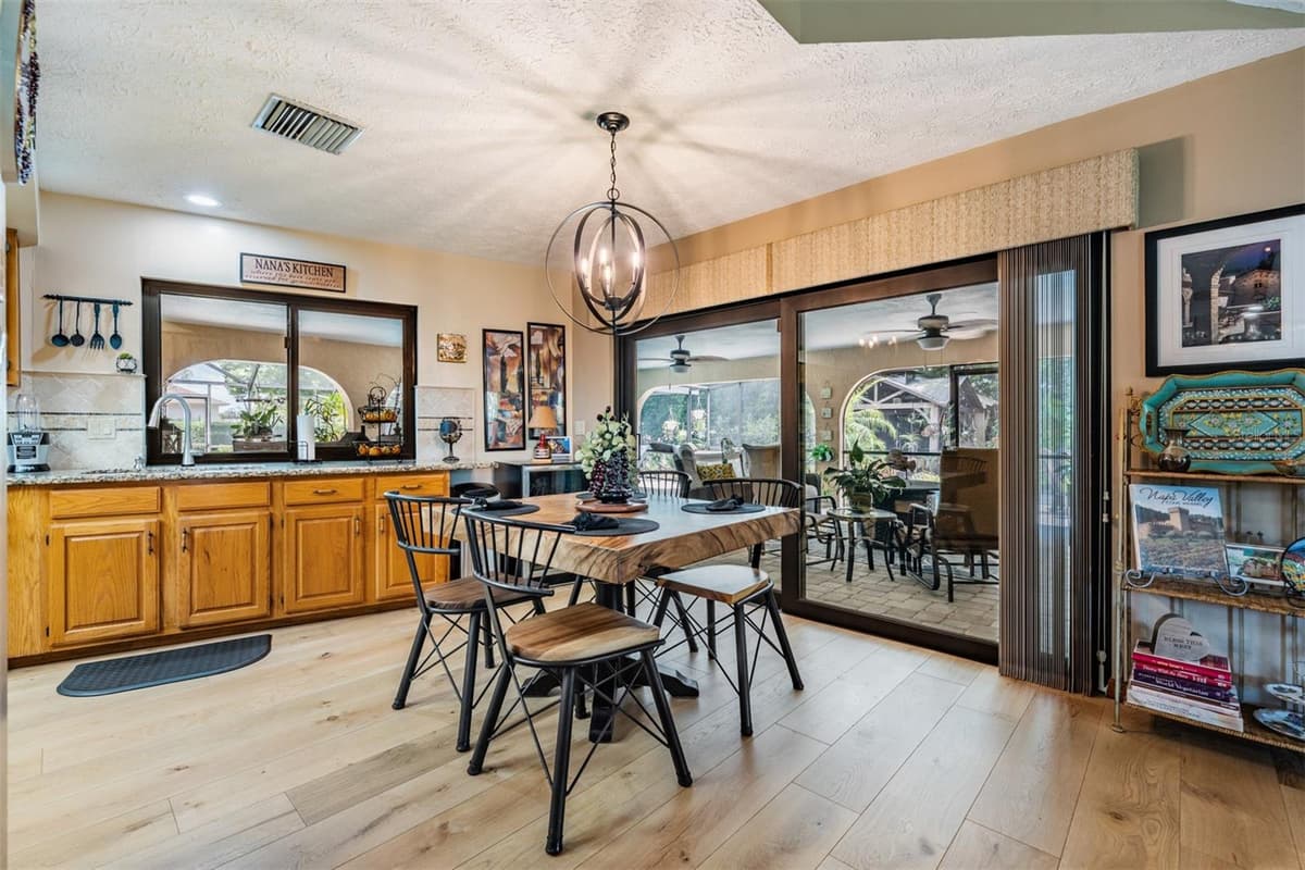 13203 SPINDLEWYCK COVE — photo 15 of 55