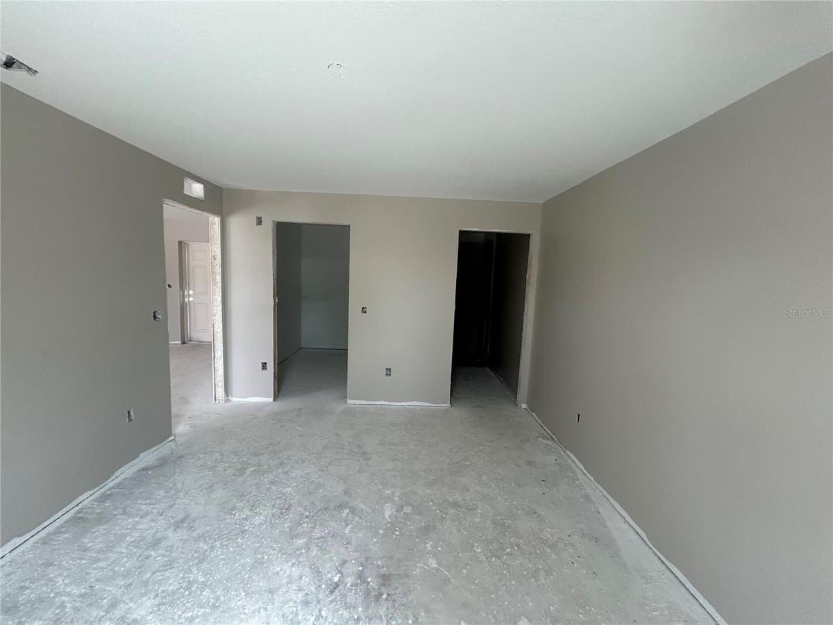 11506 LEMON AVENUE — photo 14 of 17