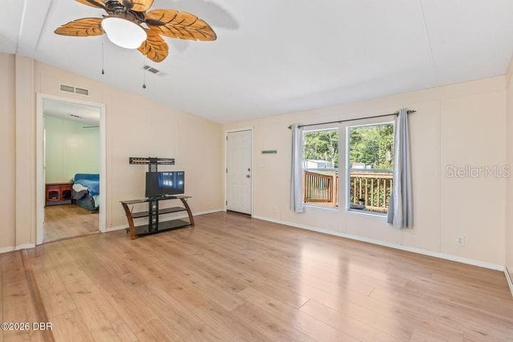 10120 OLIVER AVENUE — photo 9 of 50