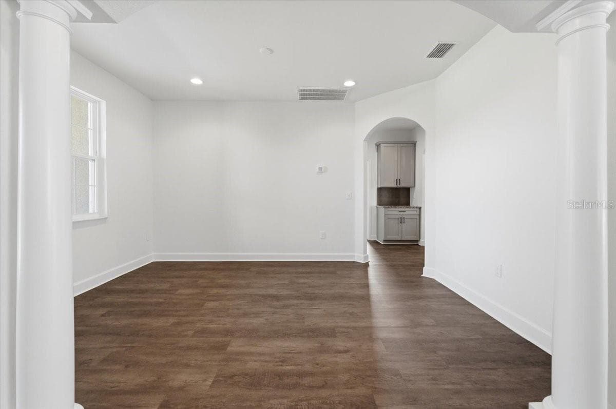 5071 MOSS HAMMOCK TRAIL — photo 7 of 60