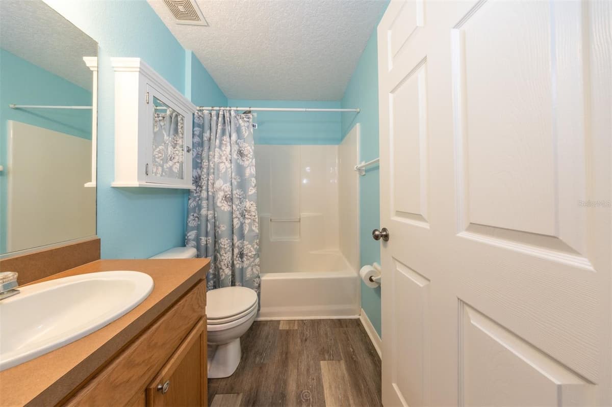 69 PICKERING DRIVE — photo 18 of 35