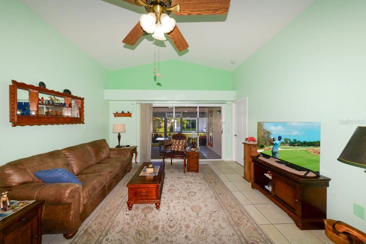 483 WINWOOD COURT — photo 15 of 35
