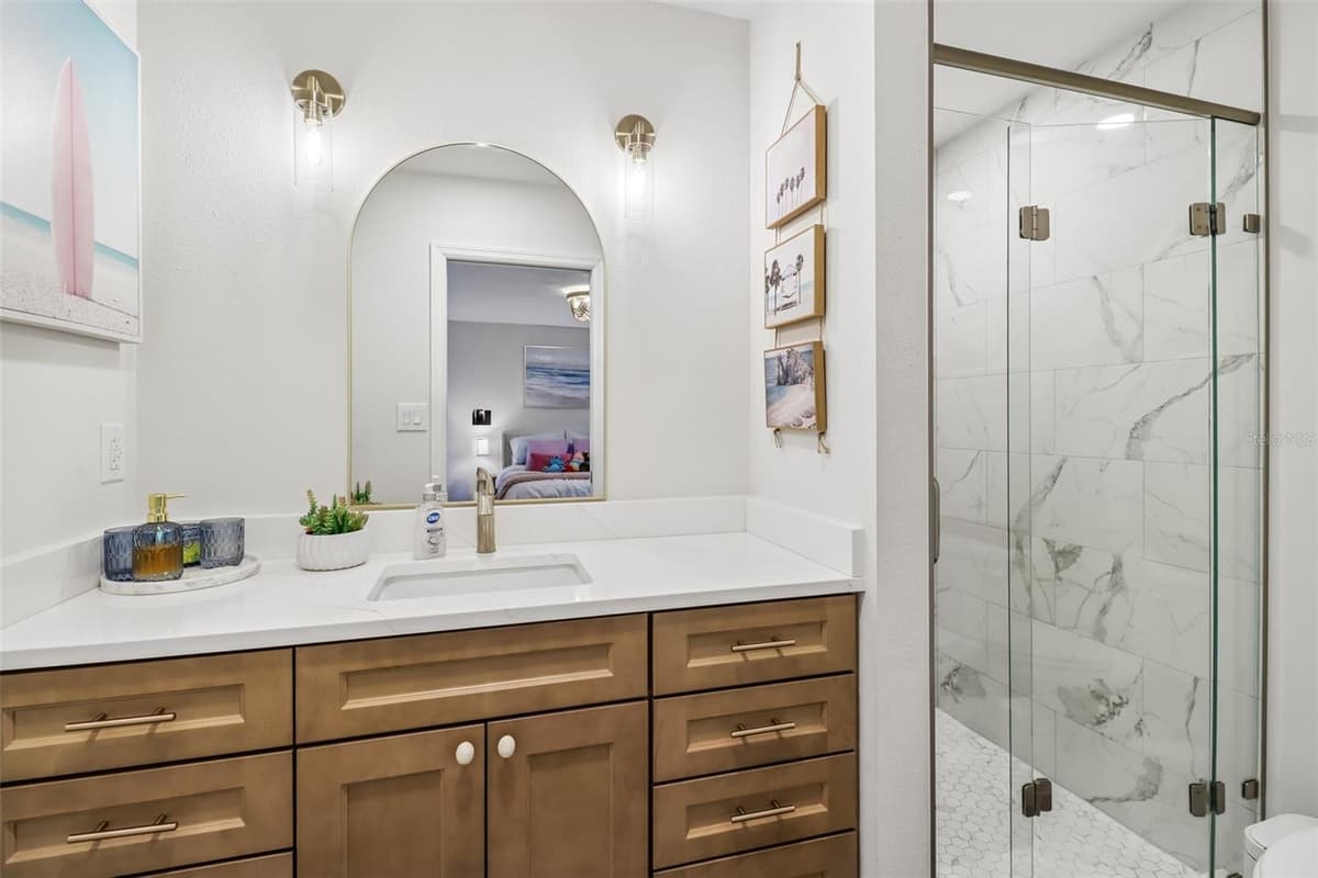 225 GLEN ABBEY LANE — photo 33 of 53