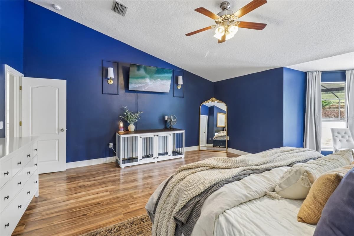 225 GLEN ABBEY LANE — photo 39 of 53