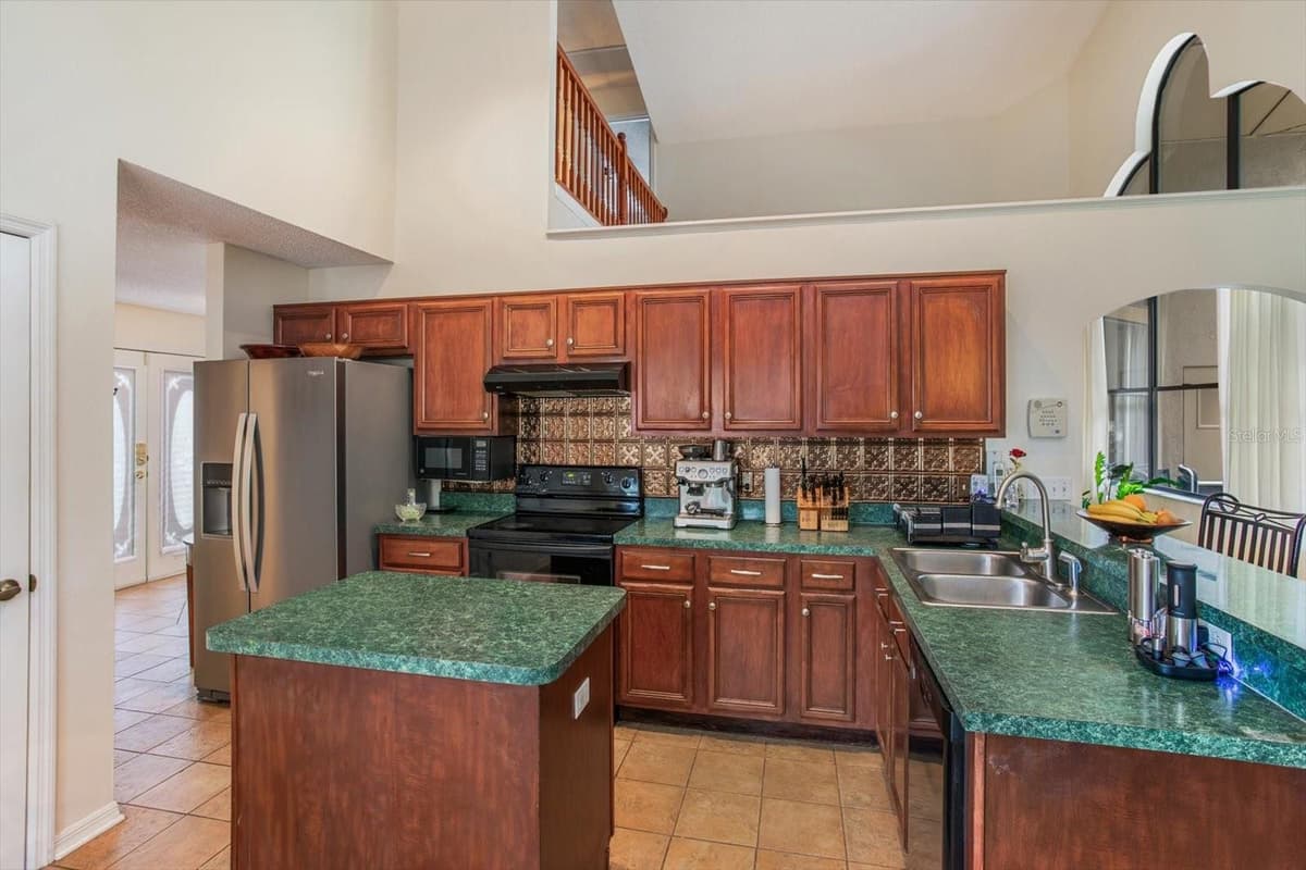 3920 RUNNING WATER DRIVE — photo 13 of 33