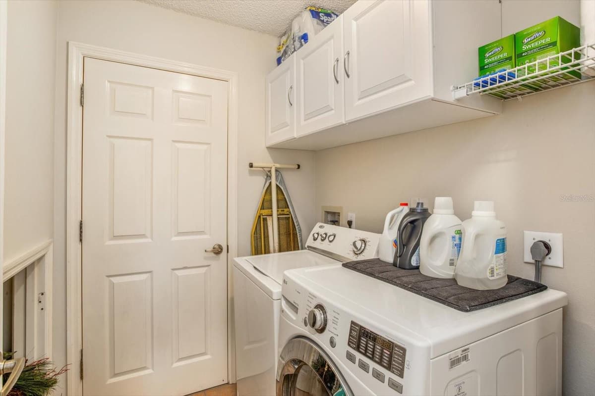 3920 RUNNING WATER DRIVE — photo 28 of 33