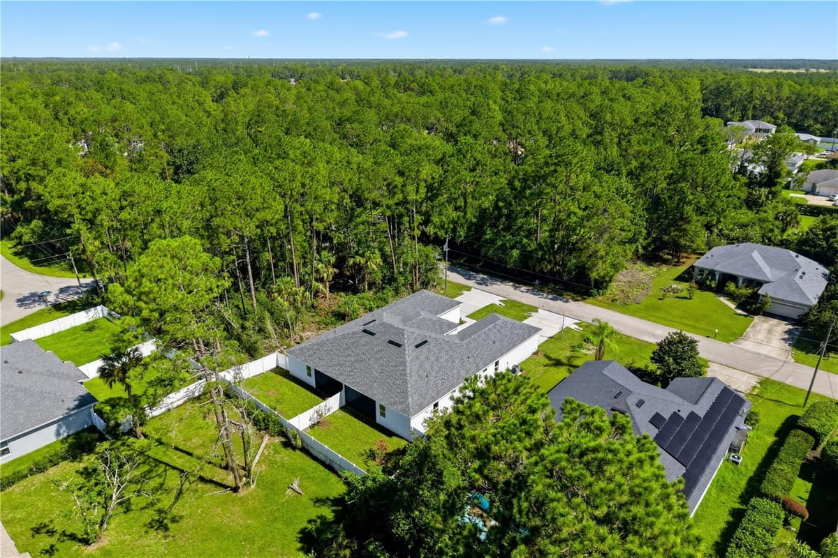 6 UNICORN COURT — photo 2 of 76