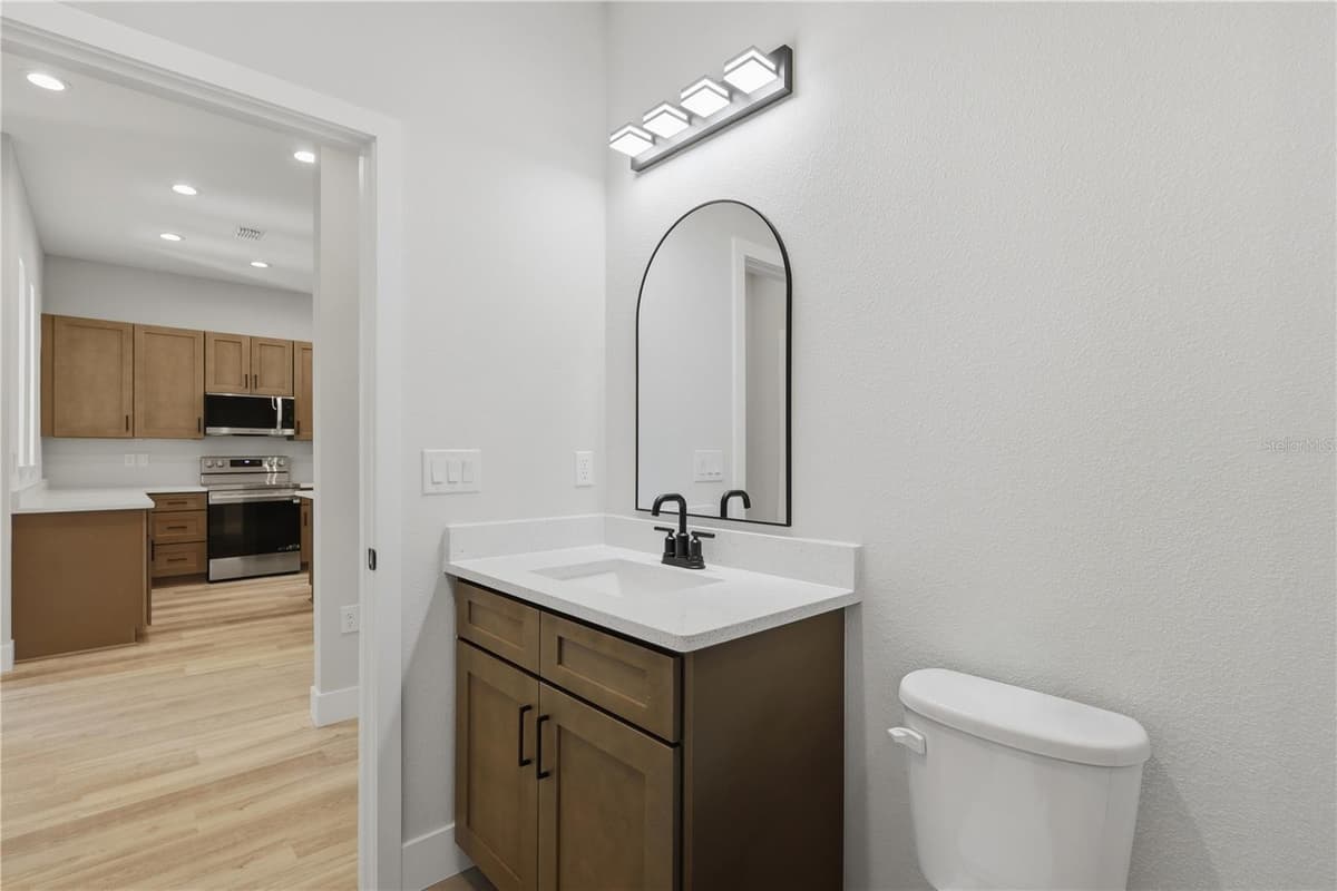 6 UNICORN COURT — photo 23 of 76
