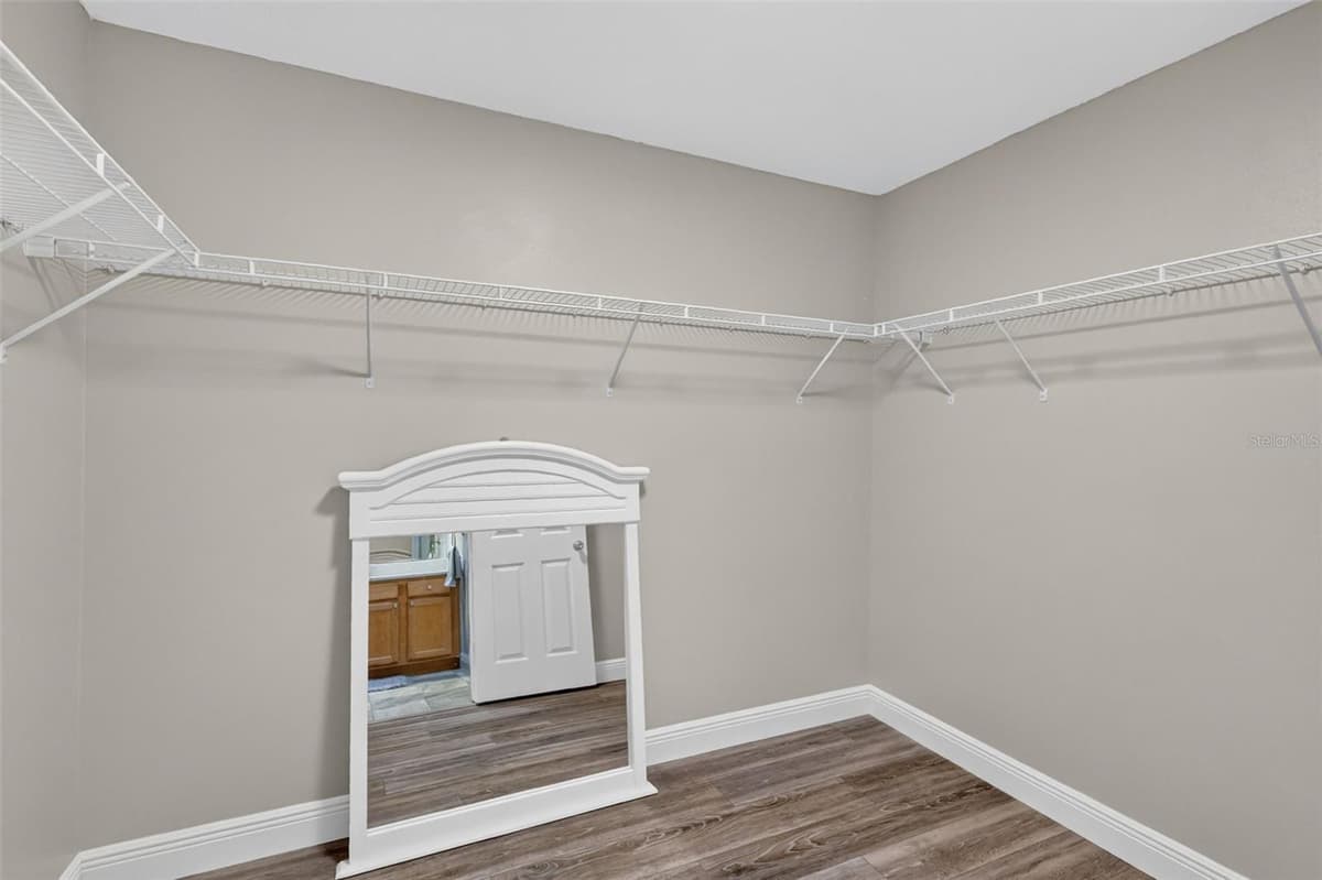 356 KATHERINE PLACE — photo 25 of 45