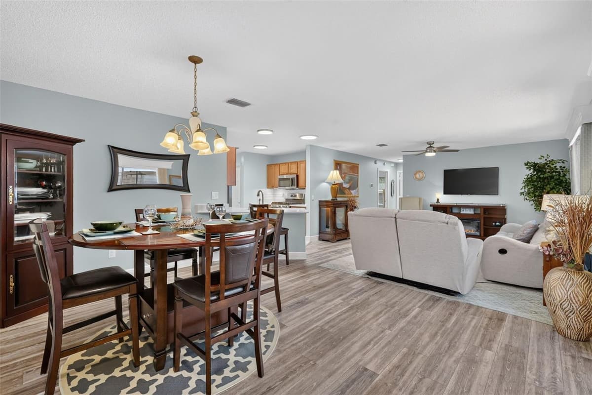 356 KATHERINE PLACE — photo 15 of 45