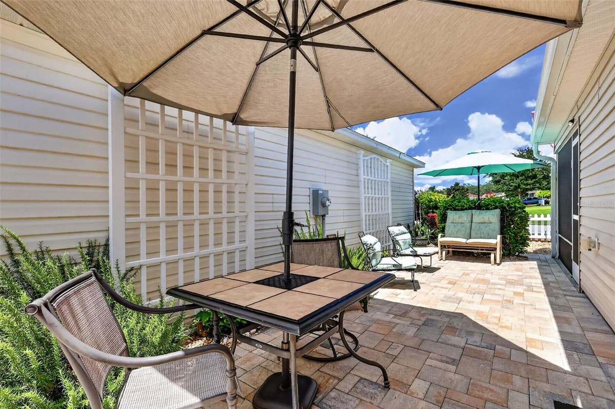 356 KATHERINE PLACE — photo 37 of 45