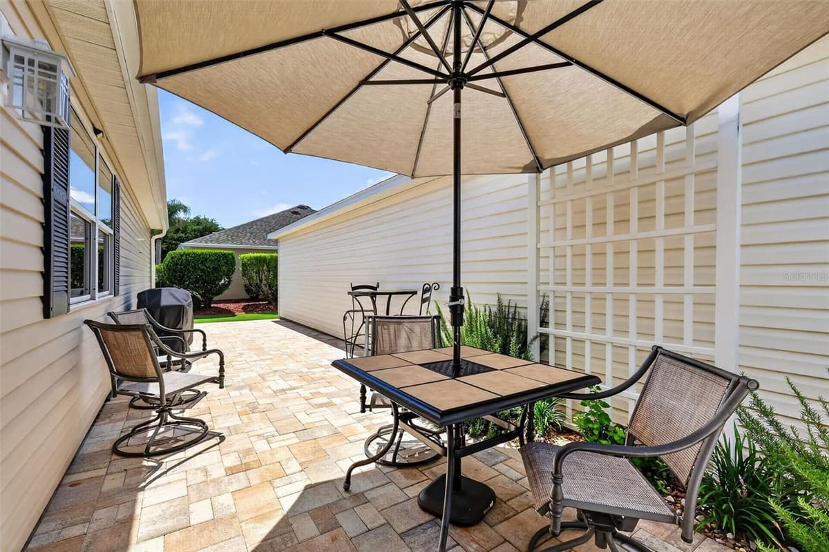 356 KATHERINE PLACE — photo 36 of 45