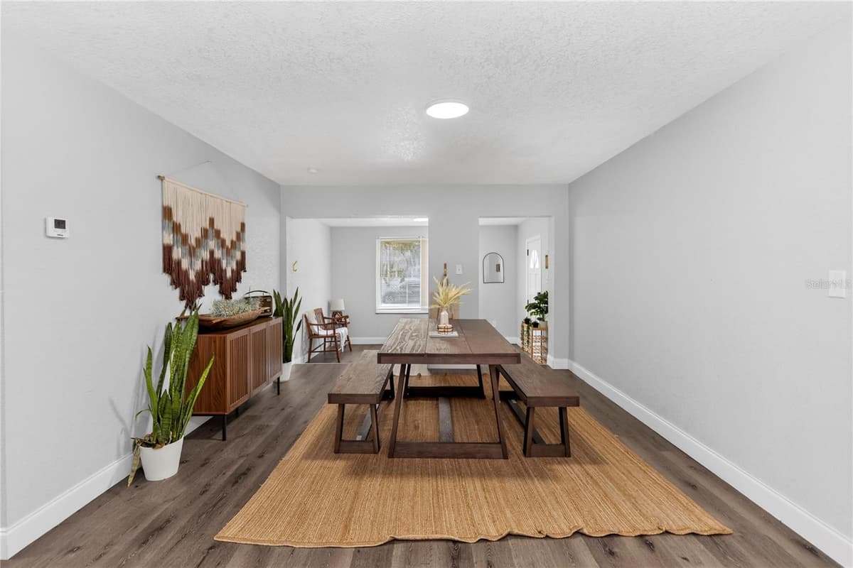 501 FITZGERALD DRIVE — photo 4 of 26