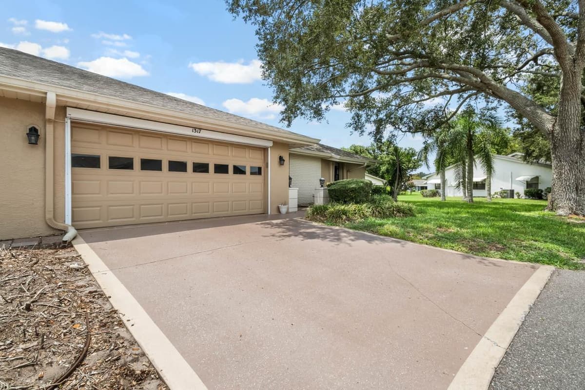 1317 LELAND DRIVE — photo 3 of 67
