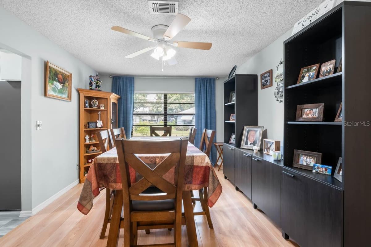 1317 LELAND DRIVE — photo 12 of 67