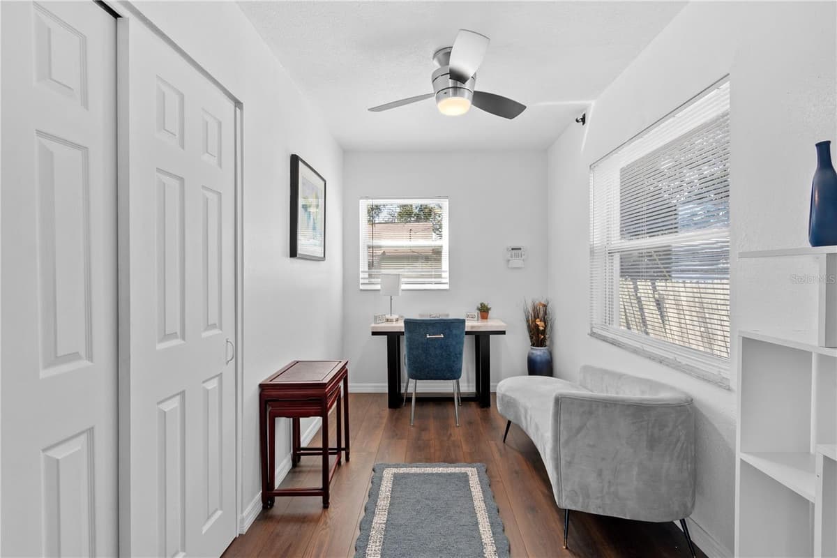 804 13TH AVENUE — photo 15 of 53
