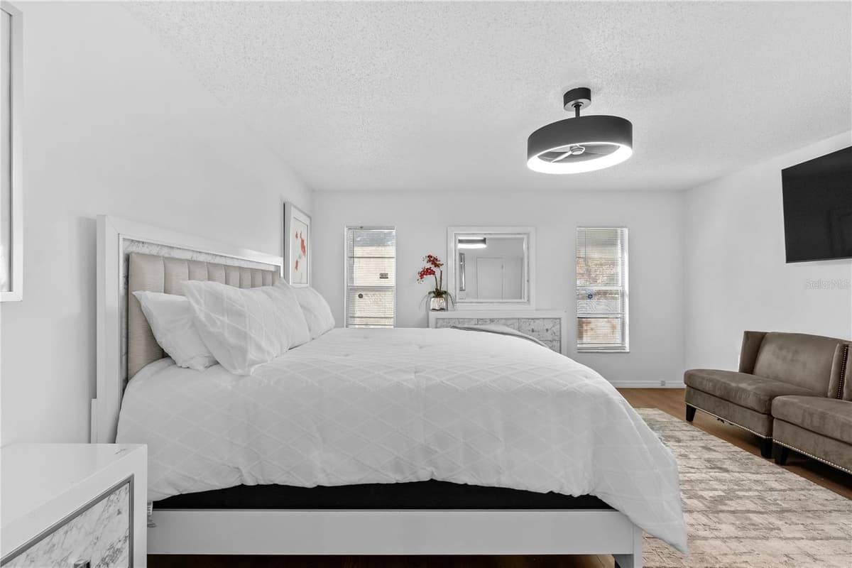 804 13TH AVENUE — photo 38 of 53