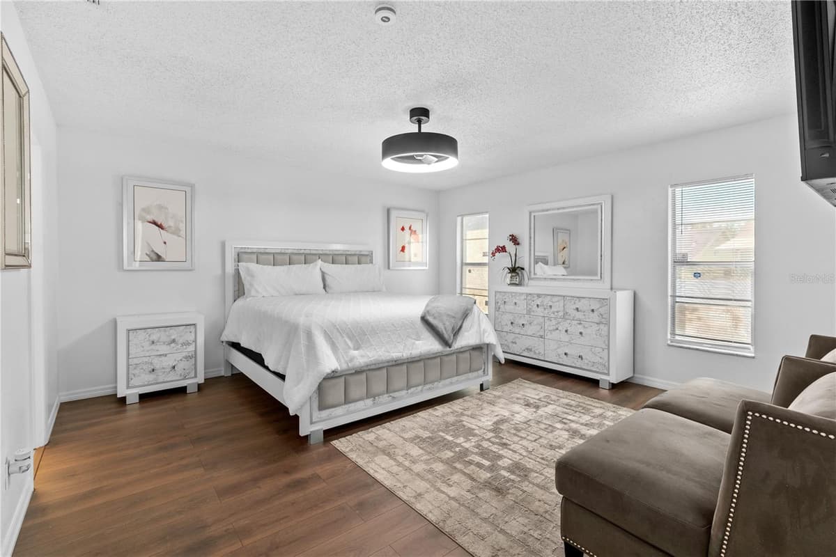 804 13TH AVENUE — photo 42 of 53