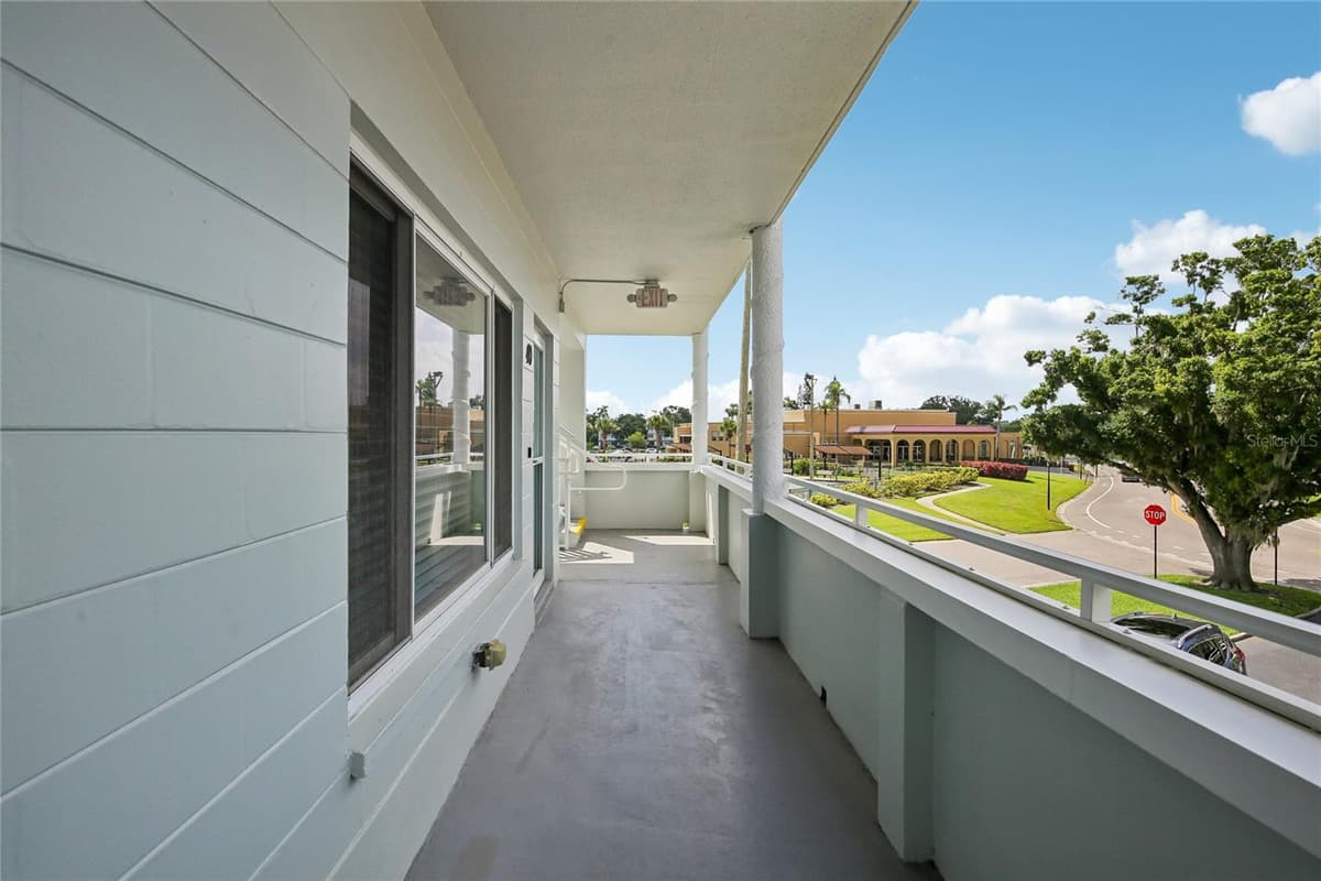 2380 WORLD PARKWAY BOULEVARD — photo 7 of 77