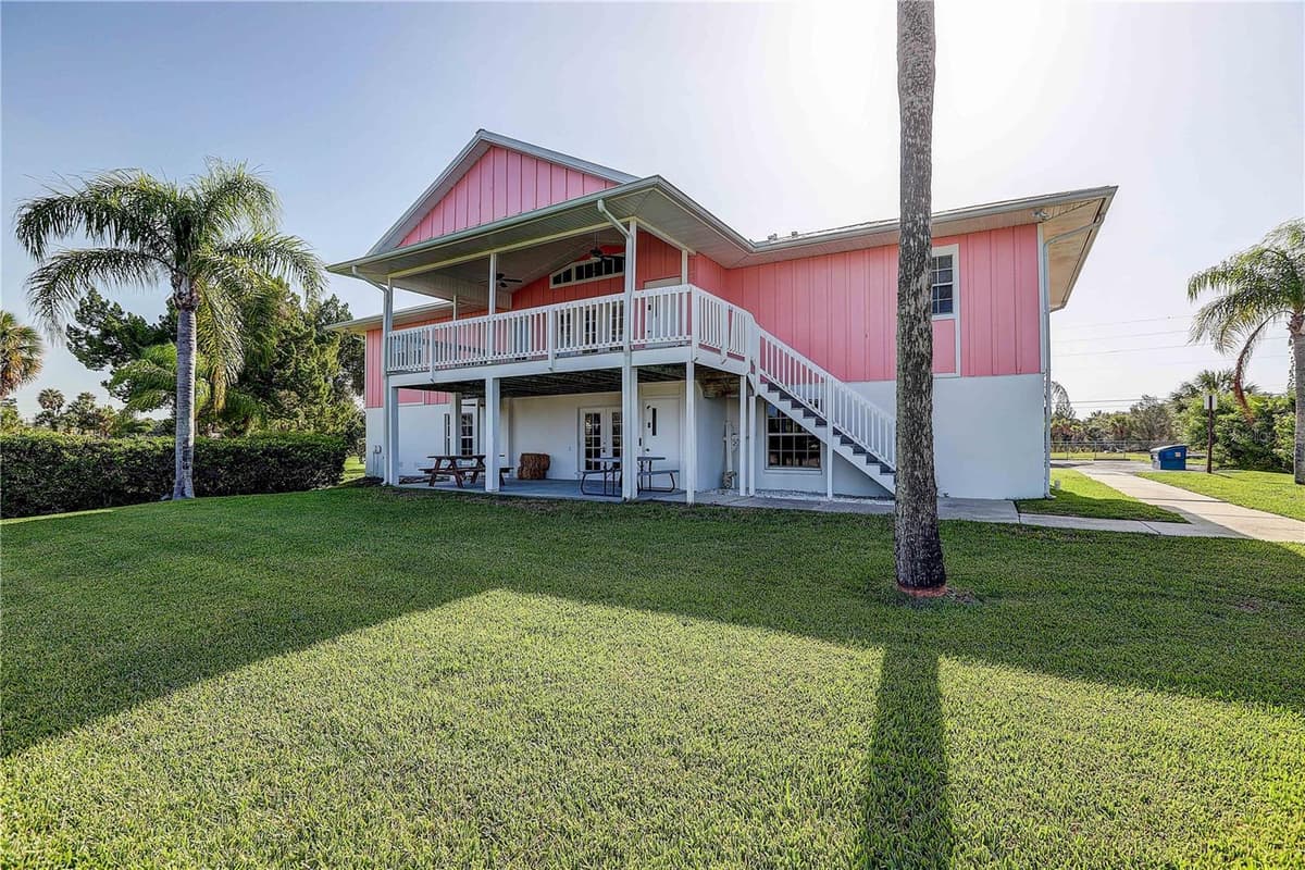 3263 SHOAL LINE BOULEVARD — photo 40 of 46