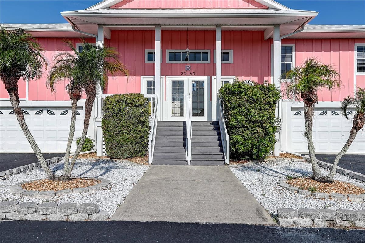 3263 SHOAL LINE BOULEVARD — photo 8 of 46