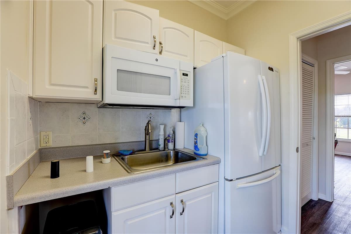 3263 SHOAL LINE BOULEVARD — photo 15 of 46